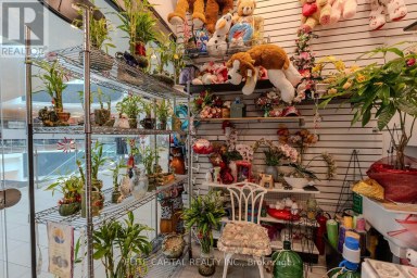 2E11 & 12 - 9390 WOODBINE AVENUE Markham (Cachet) Ontario photo 12