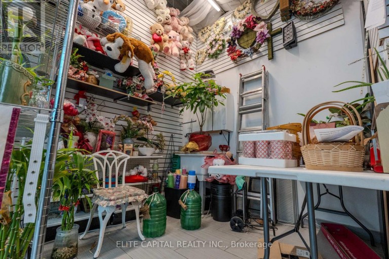 2E11 & 12 - 9390 WOODBINE AVENUE, Markham (Cachet), Ontario, L6C0M5