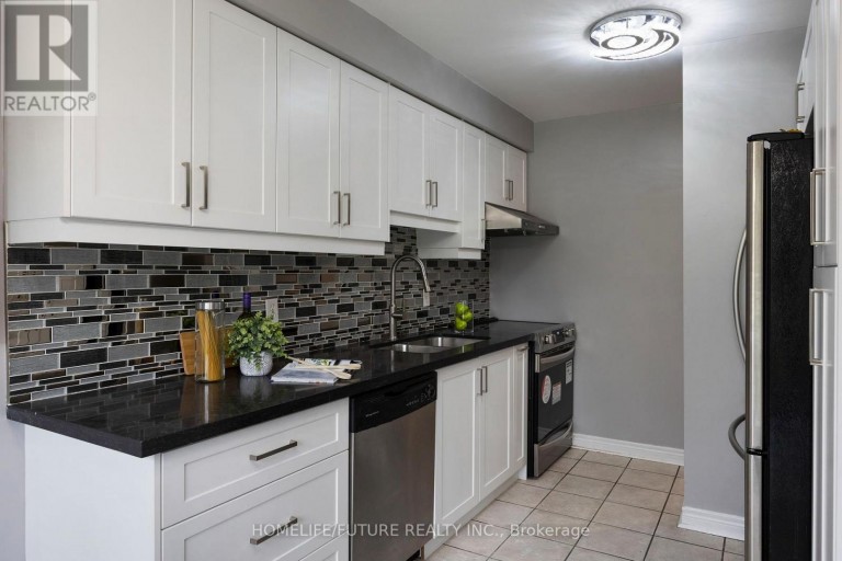 17 HORSTMAN STREET, Markham (Rouge River Estates), Ontario, L3S4G7