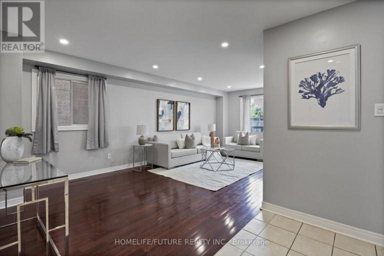 17 HORSTMAN STREET, Markham (Rouge River Estates), Ontario, L3S4G7