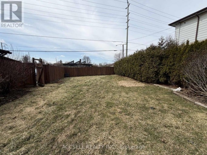 135 MOUNTAINVIEW ROAD S, Halton Hills (Georgetown), Ontario, L7G4K2
