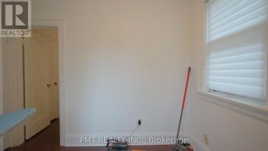 UPPER - 2 LARKIN AVENUE Toronto (High Park-Swansea) Ontario photo 14