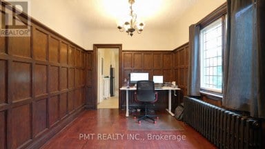 UPPER - 2 LARKIN AVENUE Toronto (High Park-Swansea) Ontario photo 4