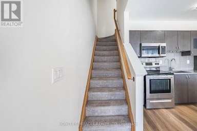 8 - 161 WILLIAM DUNCAN ROAD Toronto (Downsview-Roding-CFB) Ontario photo 21