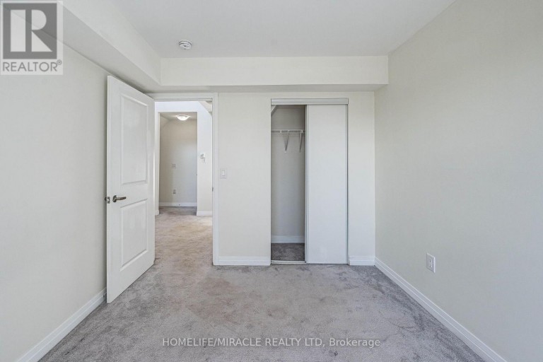 8 - 161 WILLIAM DUNCAN ROAD, Toronto (Downsview-Roding-CFB), Ontario, M3K0B9