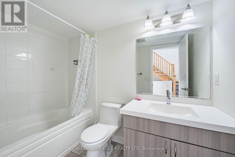 8 - 161 WILLIAM DUNCAN ROAD, Toronto (Downsview-Roding-CFB), Ontario, M3K0B9