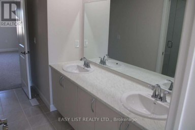 298 MULLIGHAN GARDENS Peterborough (Monaghan Ward 2) Ontario photo 15