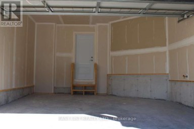 298 MULLIGHAN GARDENS Peterborough (Monaghan Ward 2) Ontario photo 4