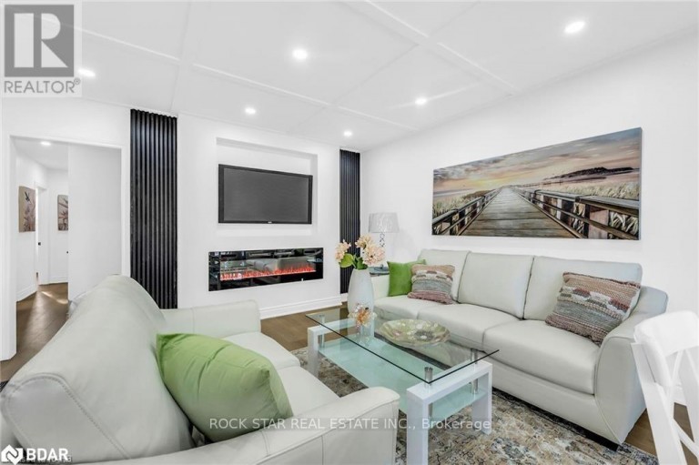 UPPER - 170 TERRACE DRIVE, Hamilton (Balfour), Ontario, L9A2Z1