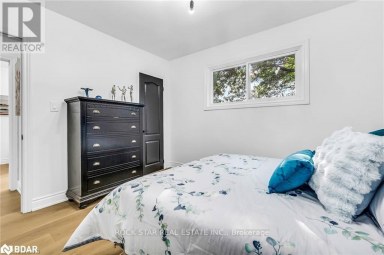 UPPER - 170 TERRACE DRIVE Hamilton (Balfour) Ontario photo 19