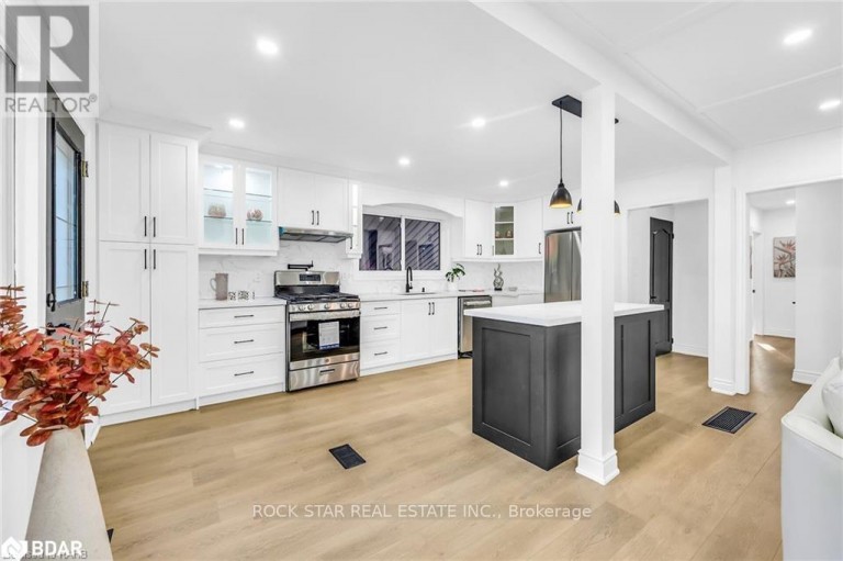 UPPER - 170 TERRACE DRIVE, Hamilton (Balfour), Ontario, L9A2Z1