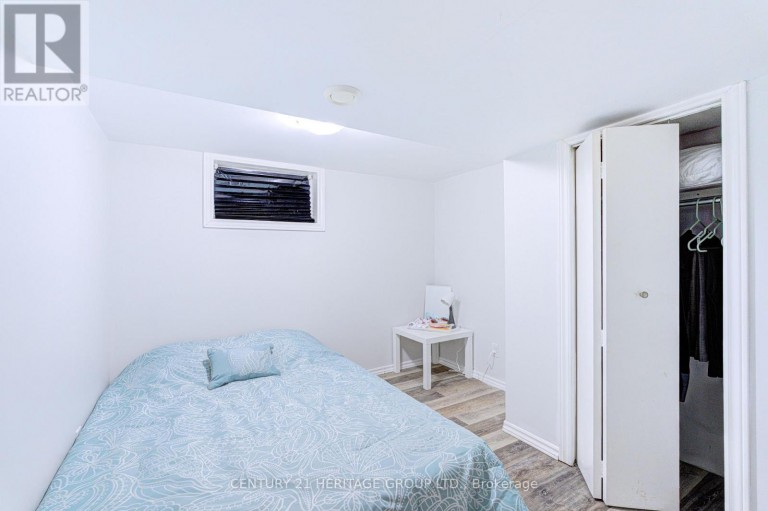 243 GIBSON AVENUE, Hamilton (Gibson), Ontario, L8L6K3