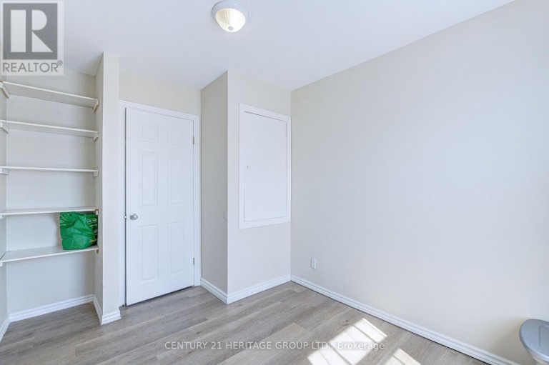 243 GIBSON AVENUE, Hamilton (Gibson), Ontario, L8L6K3