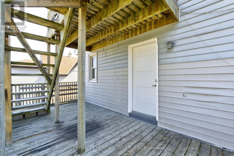 243 GIBSON AVENUE, Hamilton (Gibson), Ontario, L8L6K3
