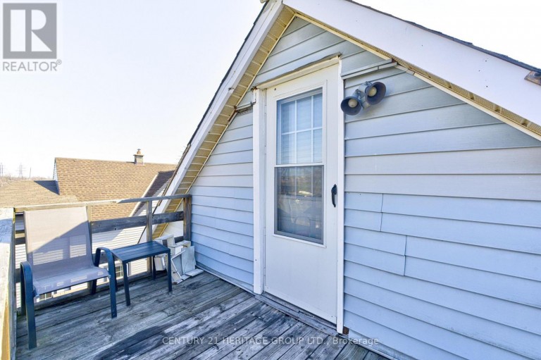 243 GIBSON AVENUE, Hamilton (Gibson), Ontario, L8L6K3