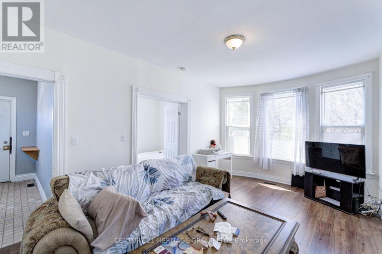 243 GIBSON AVENUE, Hamilton (Gibson), Ontario, L8L6K3