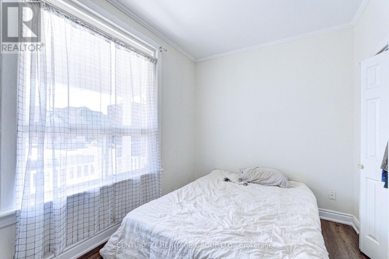 243 GIBSON AVENUE, Hamilton (Gibson), Ontario, L8L6K3