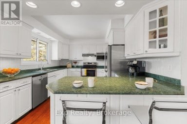 267 COUNTY ROAD 28 Prince Edward County (Ameliasburg Ward) Ontario photo 12