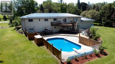 267 COUNTY ROAD 28 Prince Edward County (Ameliasburg Ward) Ontario photo 3