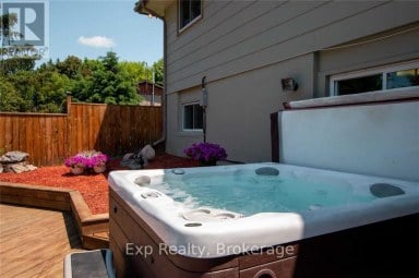 267 COUNTY ROAD 28 Prince Edward County (Ameliasburg Ward) Ontario photo 42