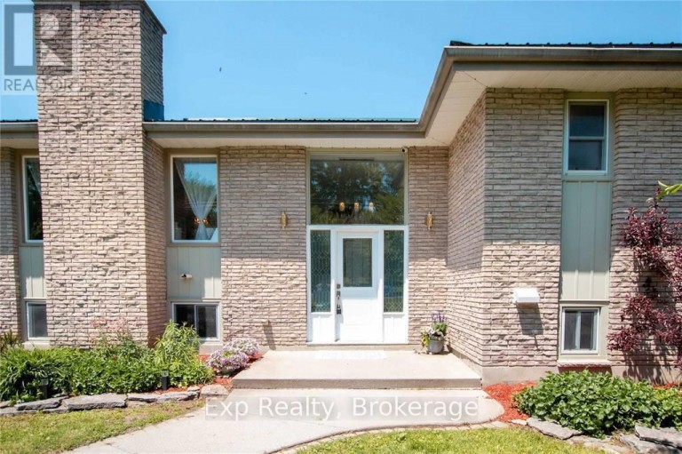 267 COUNTY ROAD 28, Prince Edward County (Ameliasburg Ward), Ontario, K8N4Z7