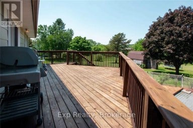 267 COUNTY ROAD 28 Prince Edward County (Ameliasburg Ward) Ontario photo 46