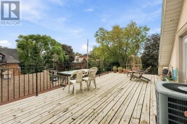 399A PALMERSTON BLVD BOULEVARD Toronto (Palmerston-Little Italy) Ontario photo 10