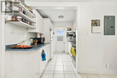399A PALMERSTON BLVD BOULEVARD Toronto (Palmerston-Little Italy) Ontario photo 16