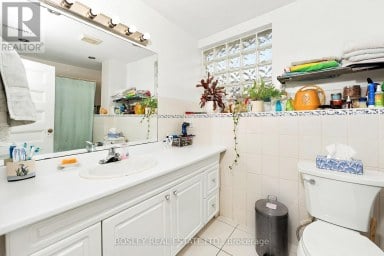 399A PALMERSTON BLVD BOULEVARD Toronto (Palmerston-Little Italy) Ontario photo 26