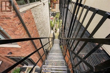 399A PALMERSTON BLVD BOULEVARD Toronto (Palmerston-Little Italy) Ontario photo 33