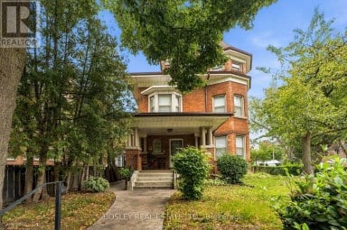 399A PALMERSTON BLVD BOULEVARD Toronto (Palmerston-Little Italy) Ontario photo 36
