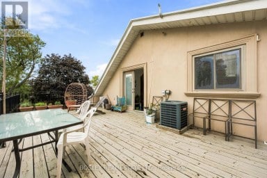 399A PALMERSTON BLVD BOULEVARD Toronto (Palmerston-Little Italy) Ontario photo 9
