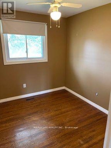 886 SRIGLEY STREET, Newmarket (Gorham-College Manor), Ontario, L3Y1X7