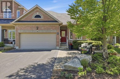 18 THOMAS DRIVE Collingwood Ontario photo 1