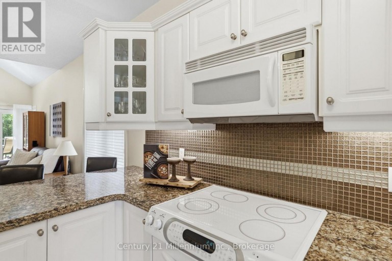 18 THOMAS DRIVE, Collingwood, Ontario, L9Y0A6