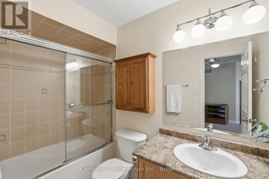 18 THOMAS DRIVE Collingwood Ontario photo 33