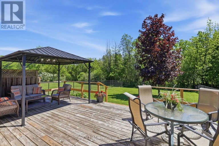 18 THOMAS DRIVE, Collingwood, Ontario, L9Y0A6