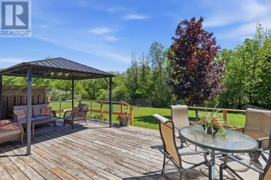 18 THOMAS DRIVE Collingwood Ontario photo 36