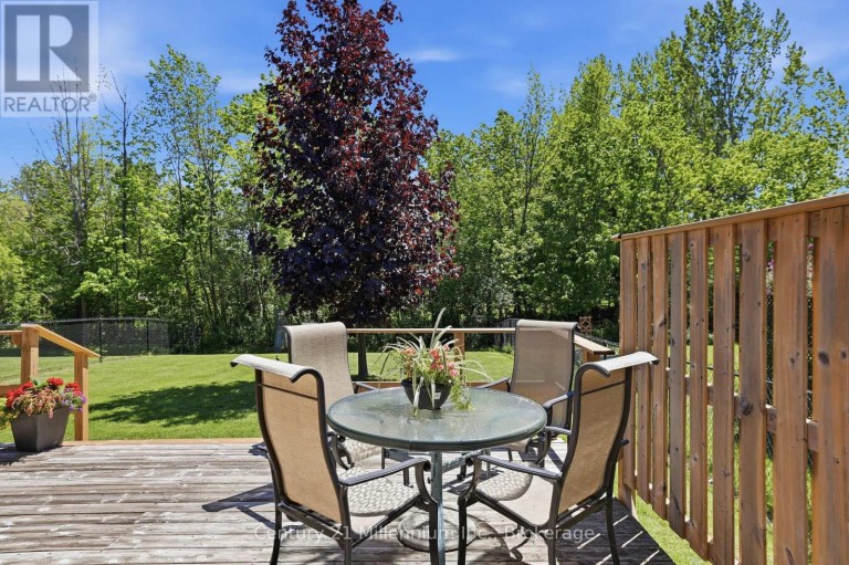 18 THOMAS DRIVE, Collingwood, Ontario, L9Y0A6