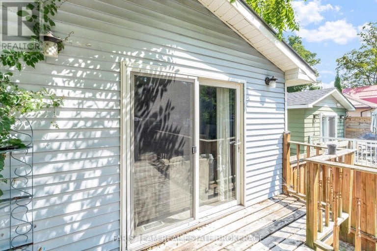 390 MILDRED STREET, Midland, Ontario, L4R3R6