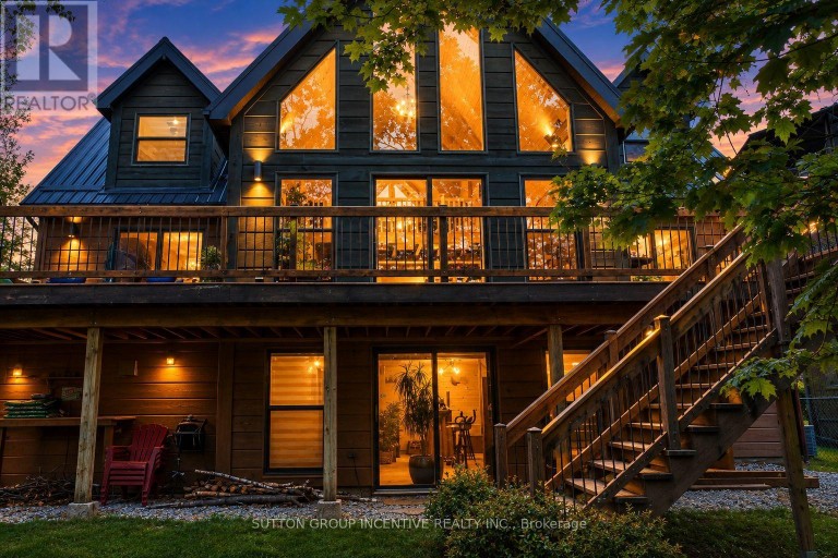 17 BRIDLE PATH, Oro-Medonte (Horseshoe Valley), Ontario, L0L2L0