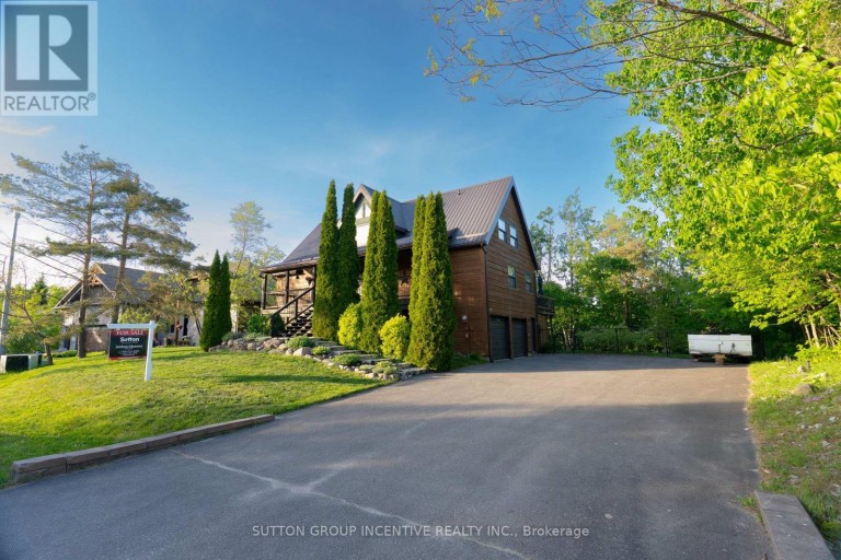 17 BRIDLE PATH, Oro-Medonte (Horseshoe Valley), Ontario, L0L2L0