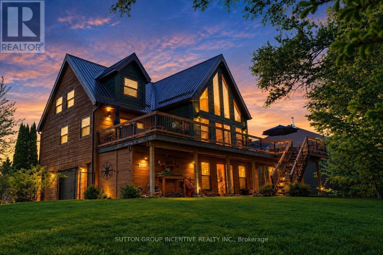 17 BRIDLE PATH, Oro-Medonte (Horseshoe Valley), Ontario, L0L2L0