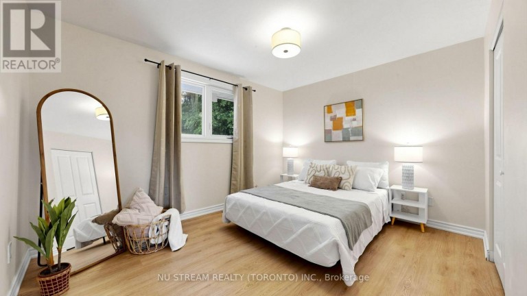 MAIN - 297 TOLL GATE BOULEVARD, Waterloo, Ontario, N2L4M5