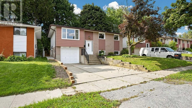 MAIN - 297 TOLL GATE BOULEVARD, Waterloo, Ontario, N2L4M5