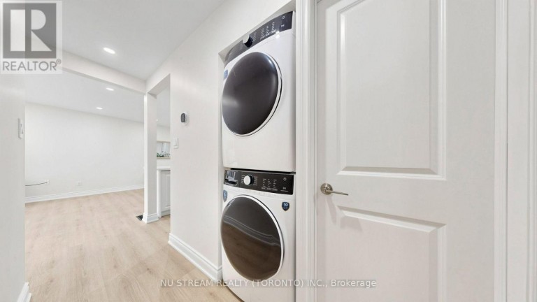 MAIN - 297 TOLL GATE BOULEVARD, Waterloo, Ontario, N2L4M5