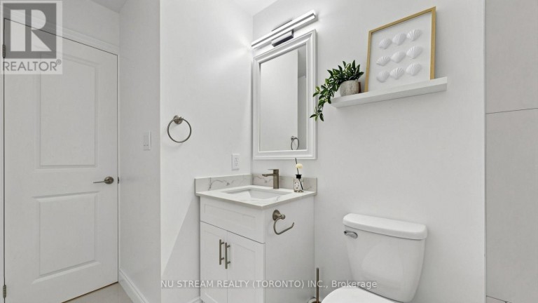 MAIN - 297 TOLL GATE BOULEVARD, Waterloo, Ontario, N2L4M5