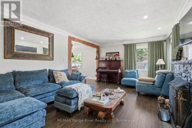 42 ANSON AVENUE Toronto (Cliffcrest) Ontario photo 3