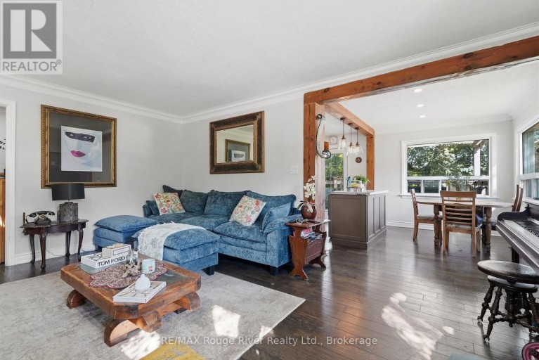 42 ANSON AVENUE, Toronto (Cliffcrest), Ontario, M1M1X3