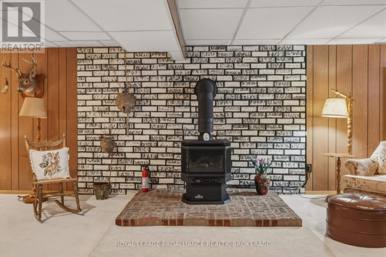 424 MAPLE RIDGE DRIVE, Kingston (South of Taylor-Kidd Blvd), Ontario, K7M5P3